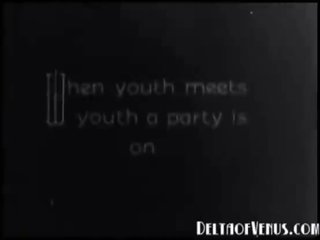 Ļoti agri vintāža pieaugušais video - 1915