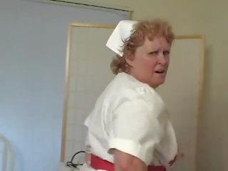 Marriageable zdravotní sestra dává speciální léčba klip