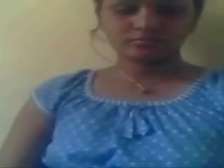 Indiýaly mallu aunty showing herself on kamera - gspotcam.com